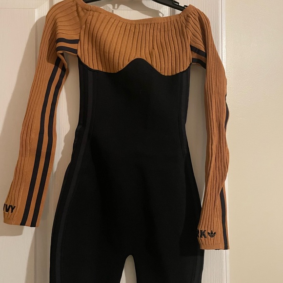 adidas Original Ivy Park Long Sleeve Corset Playsuit NWT Small Black/Mesa - Picture 3 of 3